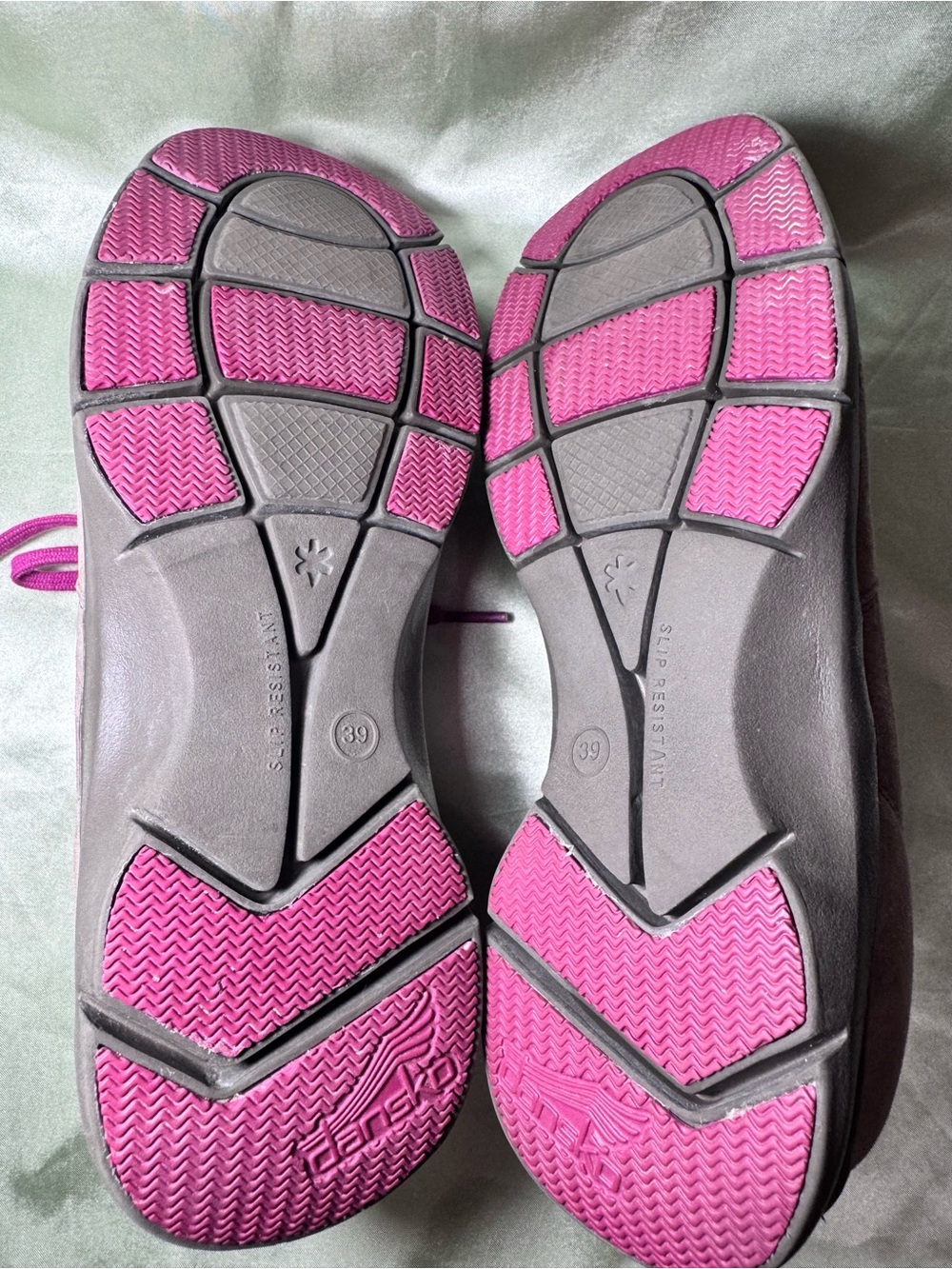 Dansko Elise Oxford Sneaker in Taupe Suede Leather with Pink Accents size 39 - Picture 7 of 8